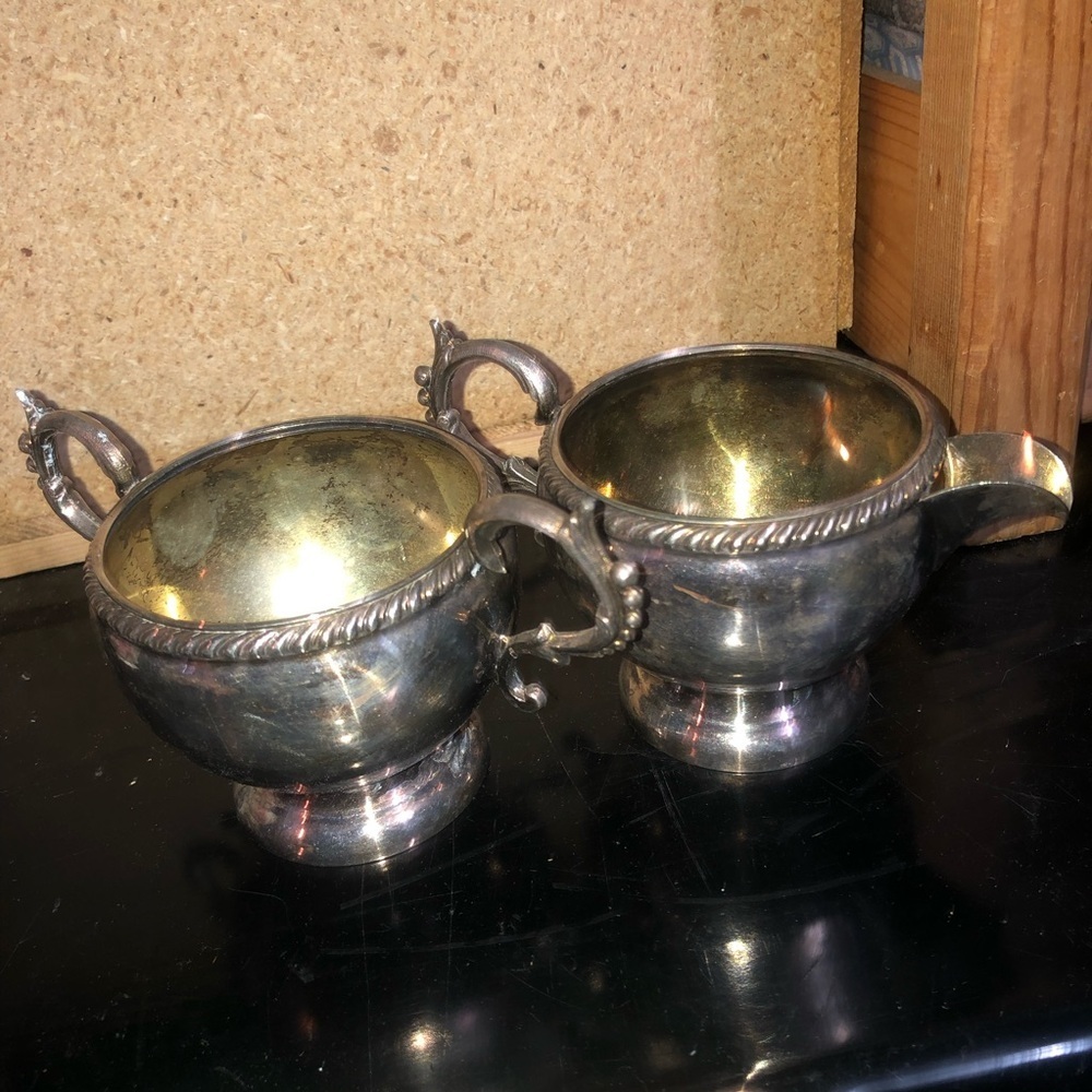 Vintage WM A ROGERS silver-plate md sugar bowls- tarnished but can be clean r